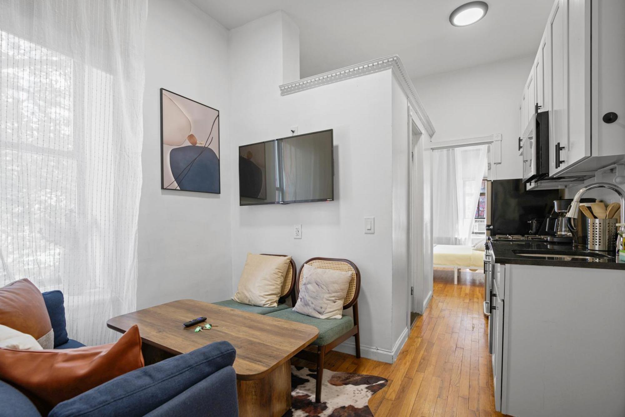Apartment 2 Bedroom Upscale